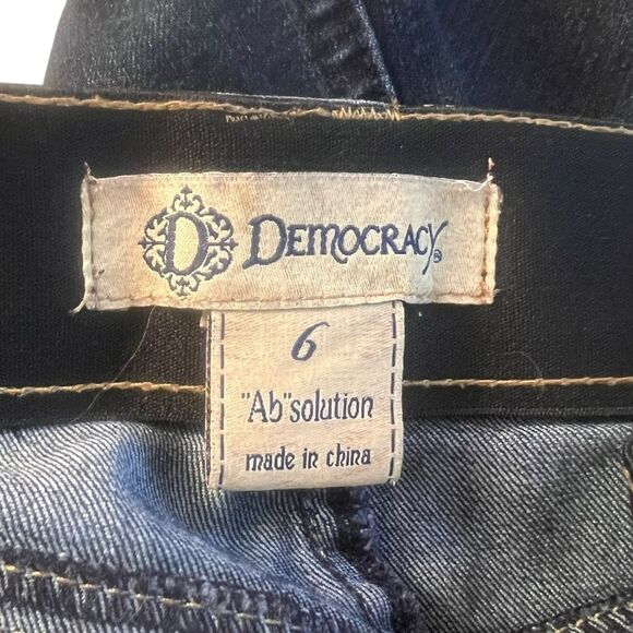 Democracy dark wash boot cut jeans. Size 6 - Picture 3 of 10